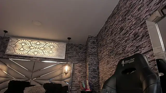 Nicolle_Doll_ webcam