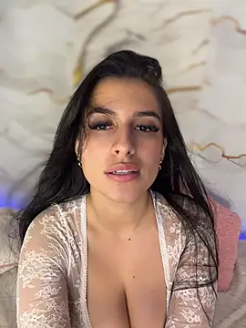 Mia_arabs