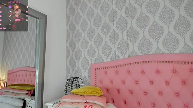 Princsgirl_ live cam on StripChat