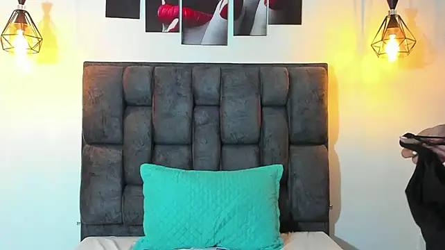 AngelaMonroe69 webcam