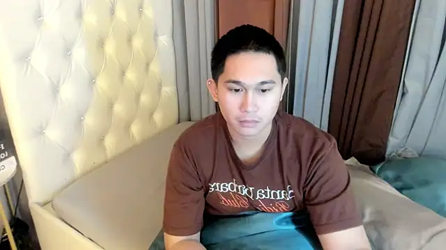 davincihugecock live sex cam