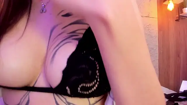 Ahri__ webcam