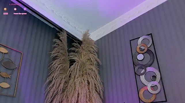 laraa_jeean webcam