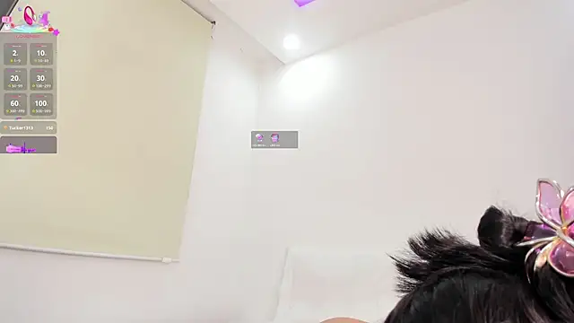 karlyn_angels live cam on StripChat