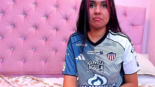 Alis_Latifa live cam on StripChat