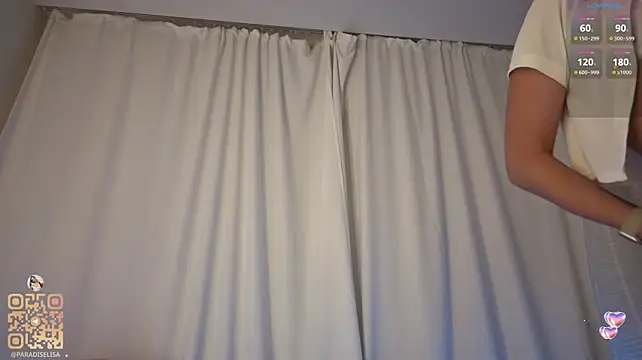 JeaneneWoltz live cam on StripChat