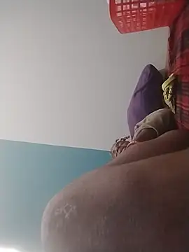 ReallyReallyReal live cam on StripChat