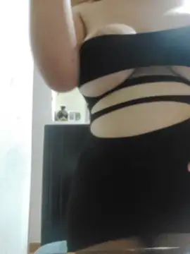 Bella_Karoline