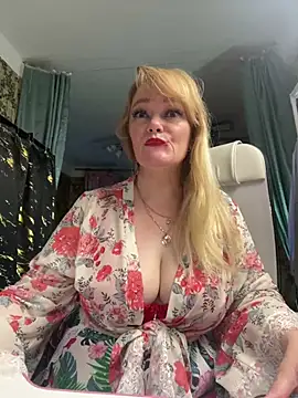 Sweet-blonde