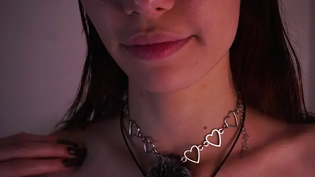 SuzieSpankwood webcam