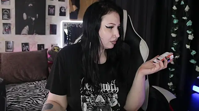 Kitty_goth webcam