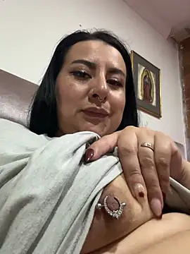 Abril_Luv webcam