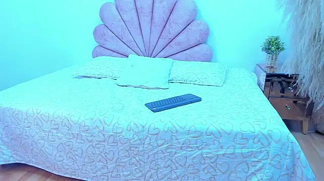 MelodyPrice live webcam