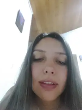 Bella_Karoline