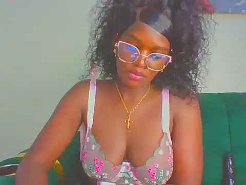 cutesmiling webcam