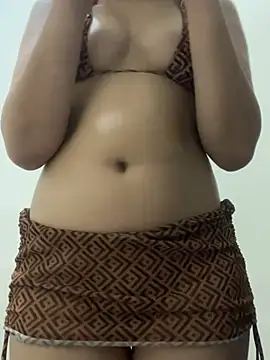Saricol_sexy1_squirt