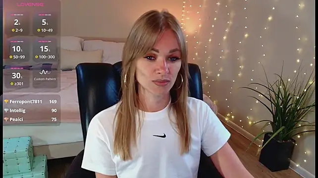 missKOSHKA live cam on StripChat