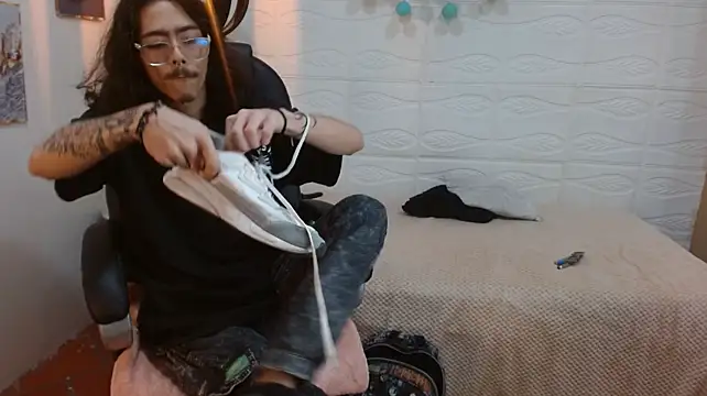 bigcock_robert live cam on StripChat