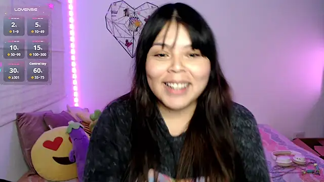 EllieMoonX webcam