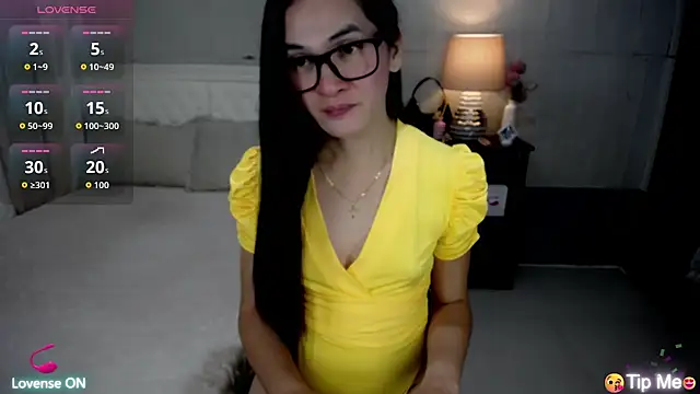 AsianSweetHeartxX webcam
