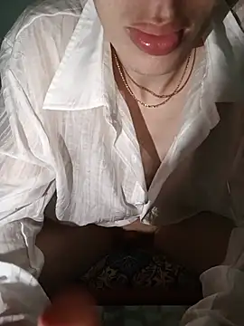MiroKari2's live cam