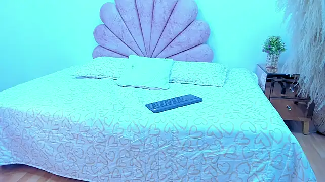 MelodyPrice webcam