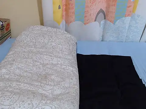 zeina_gen webcam