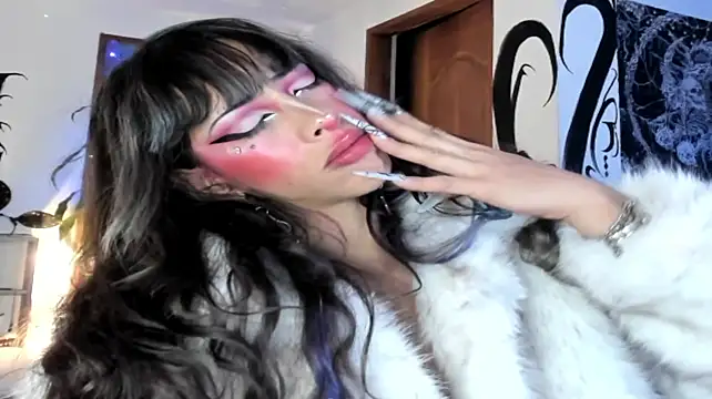 Nyx_Lamort live cam on StripChat