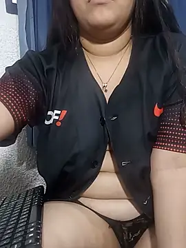 Zoe_2716 live cam on StripChat