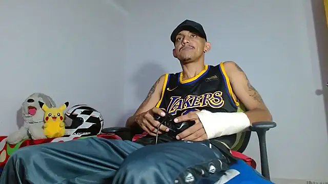 skinny23cm webcam