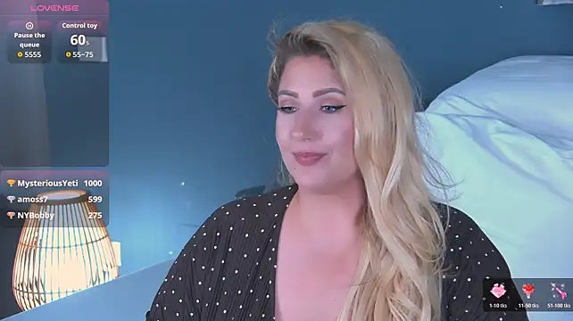 OndinaNoire live cam on StripChat