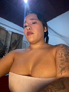 mis-violetha live cam on StripChat