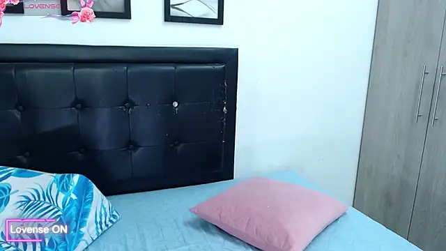 KellyJoness_ webcam