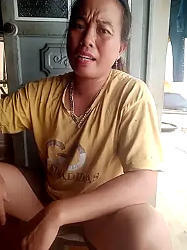 phuongtrinh1 live cam on StripChat