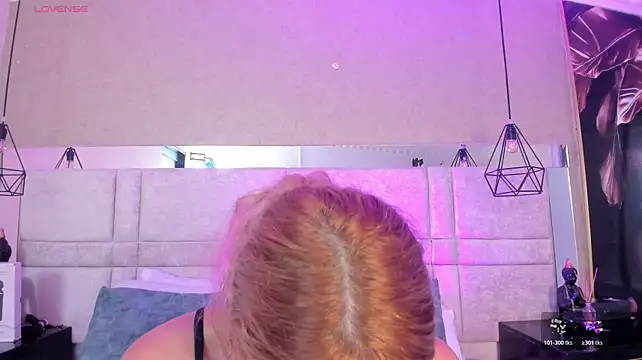 SamaanthaMiller webcam