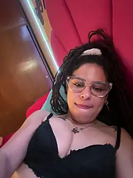 mariposapontiak420 (F milf) - Naked + slime in the pussy
