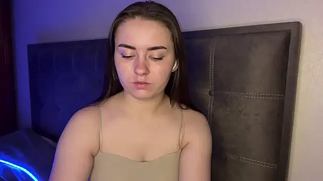 SelenaBrook webcam