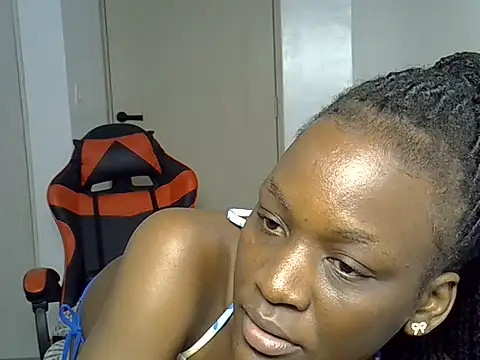 spot_curvy webcam
