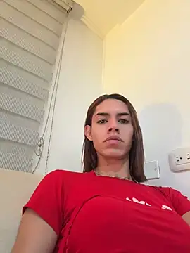 Amira_BabyHot webcam