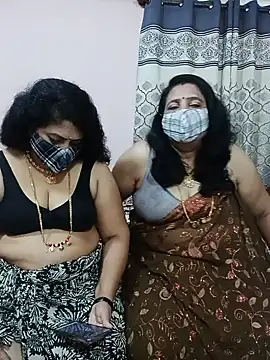 Kannadasexywifes live webcam
