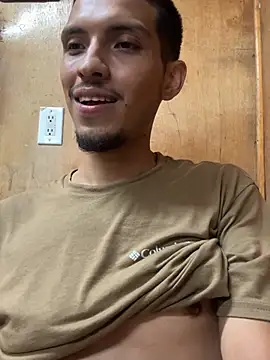 Guillermo618's live cam