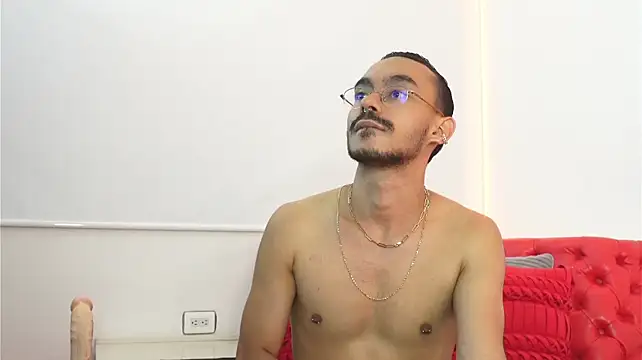 thomas_montiel webcam