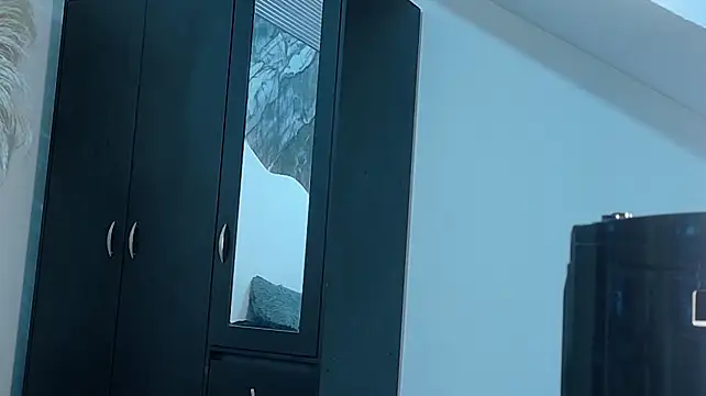 LoganKush_ webcam