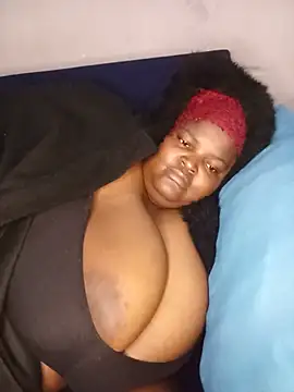 ChubbyLucia webcam