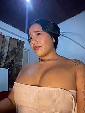 mis-violetha webcam