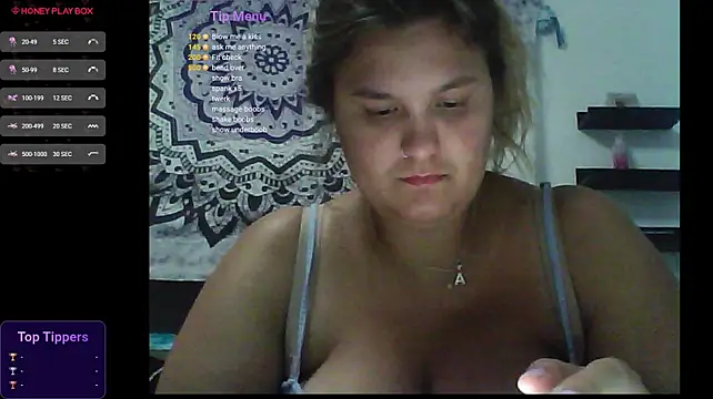 Latinamommy26 webcam