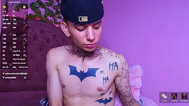 TheBatMansion live sex cam