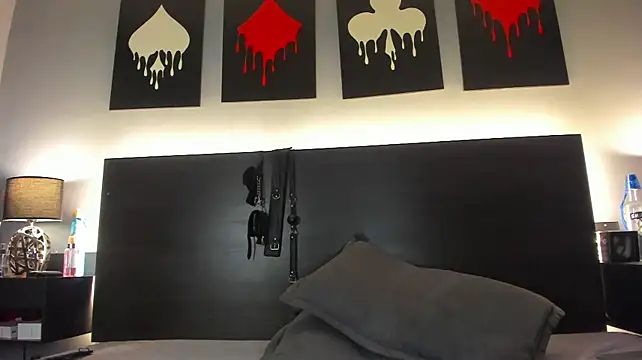 Samantha_Mouret webcam