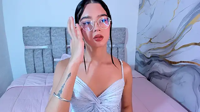 VictoriaMonroee_ webcam