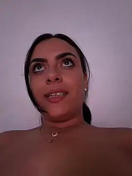Elyza_Ibarra webcam